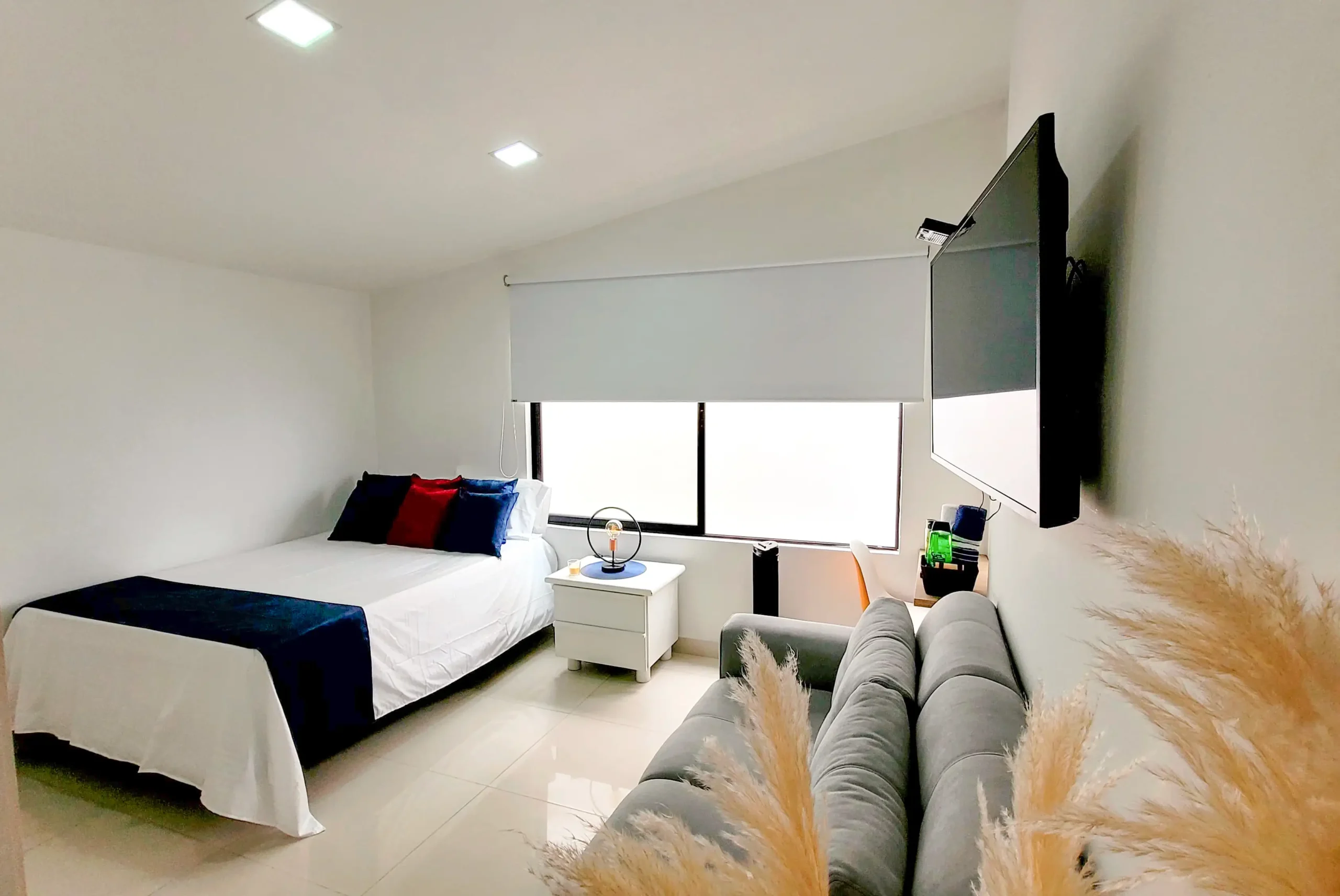 Furnished studio apartment in Laureles, Medellin, Colombia