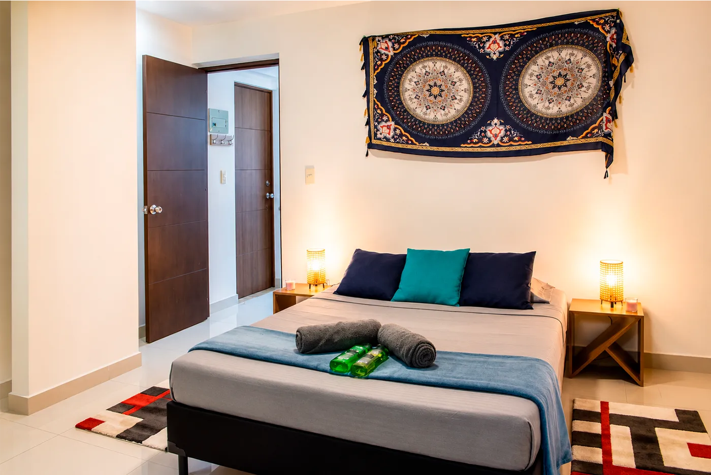 Horizon by Moto Ride. Furnished apartment in Laureles, Medellin