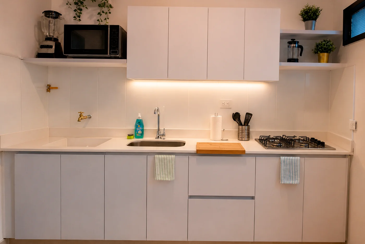 Ember by Moto Ride. Furnished apartment in Laureles, Medellin