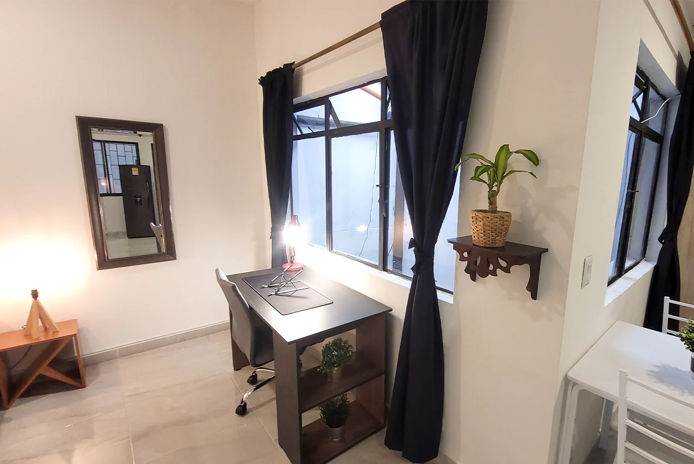 Ember by Moto Ride. Furnished apartment in Laureles, Medellin