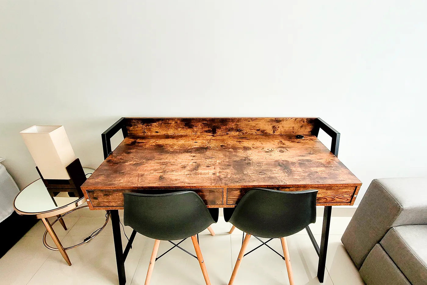 Studio by Moto Ride. Furnished apartment in Laureles, Medellin